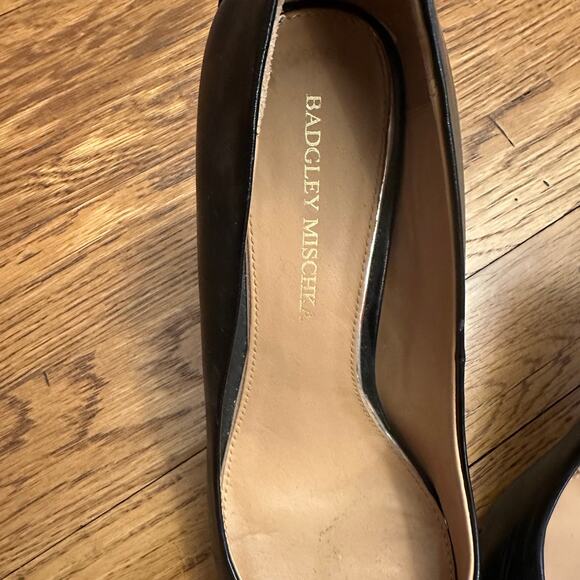 Badgley Mischka Black Stiletto Genuine Leather Peep Toe Pump - Picture 3 of 7